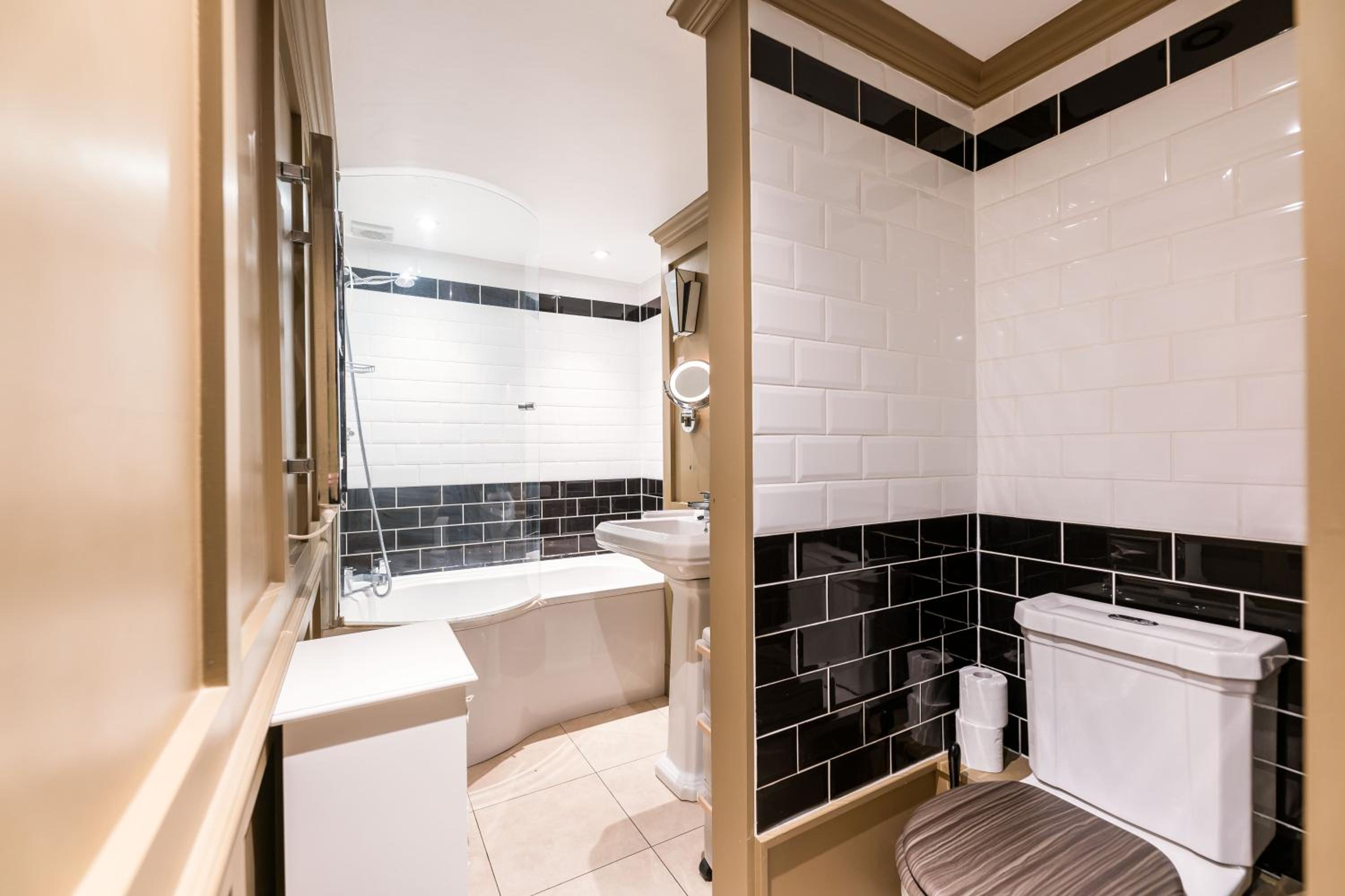 Luxury One Bedroom Mezzanine in Paddington