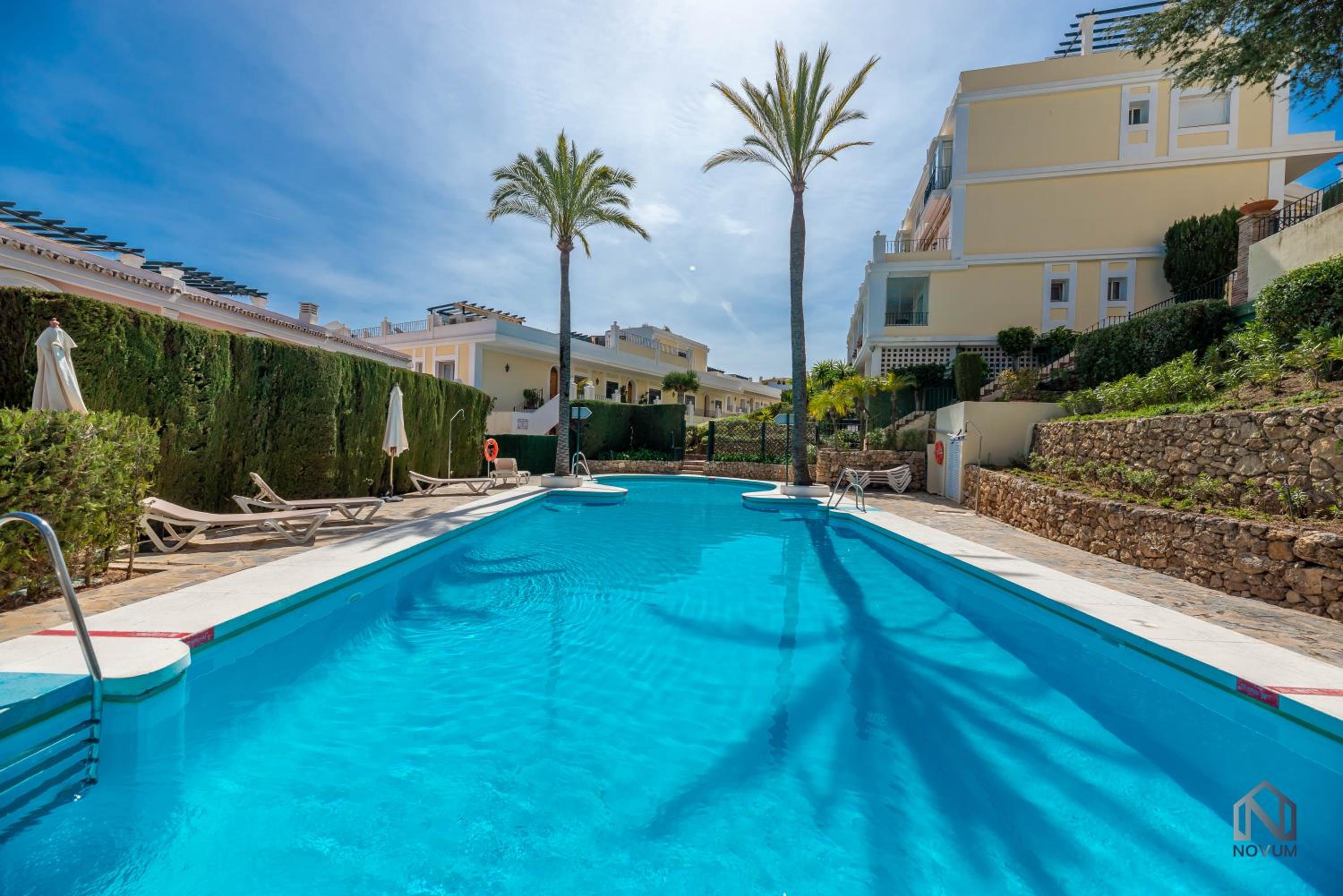 Newly Refurbished 2 BDRM Amazing Complex w Pools view 2
