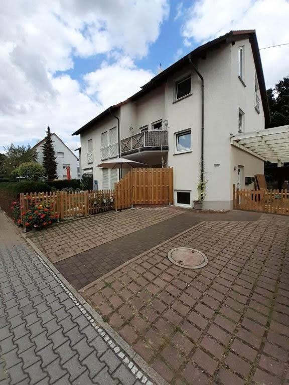 Zimmer Frei 4 en Wiesbaden