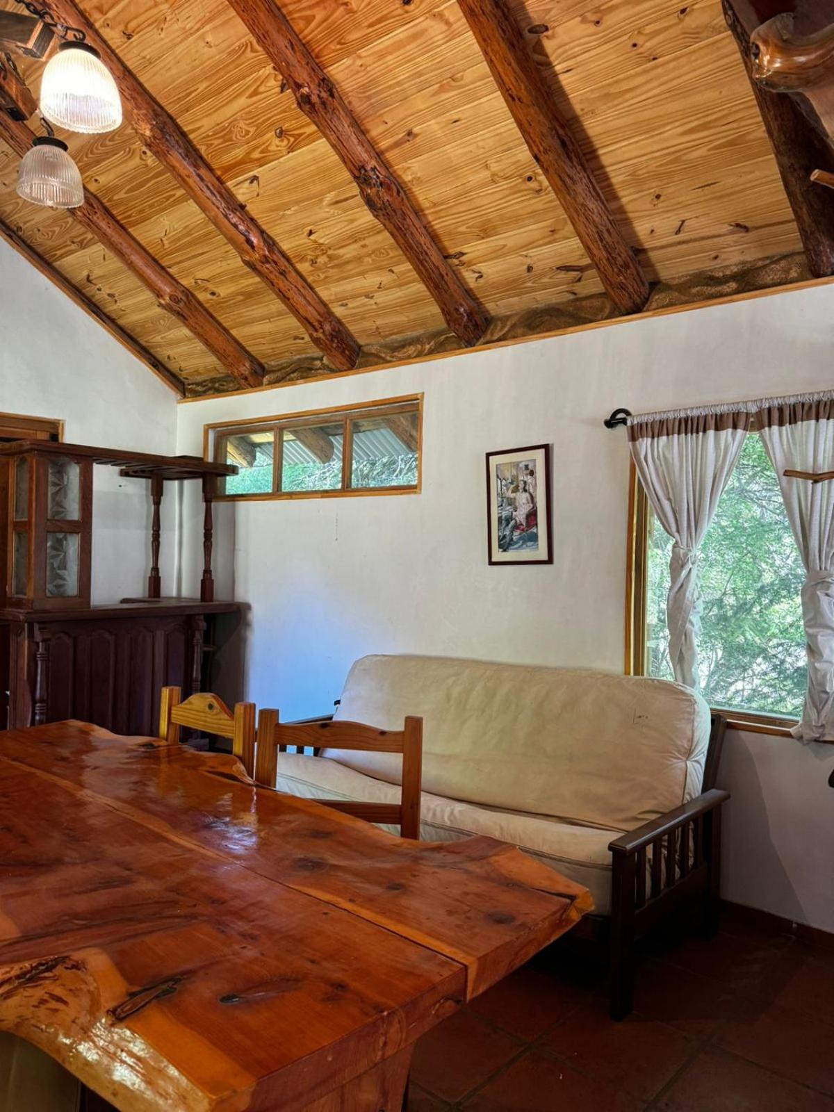 Cabaña El quincho de Bandurrias MELIQUINA