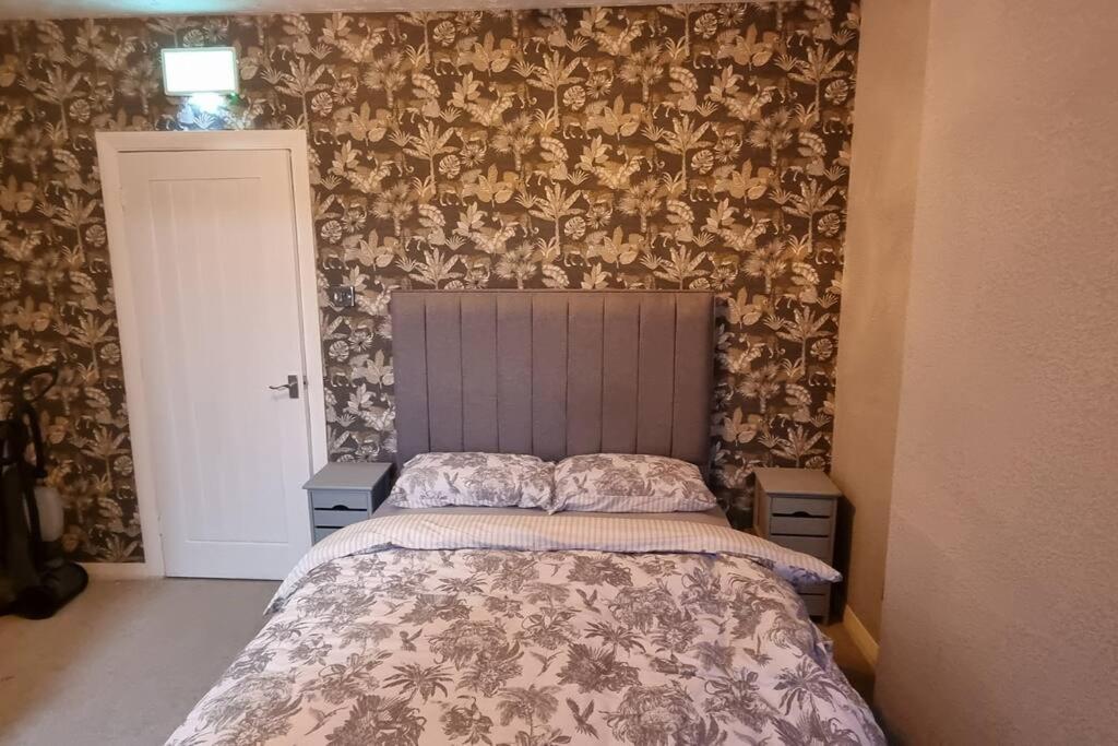 1BD Winter Garden Gem Close To The Beach view 4