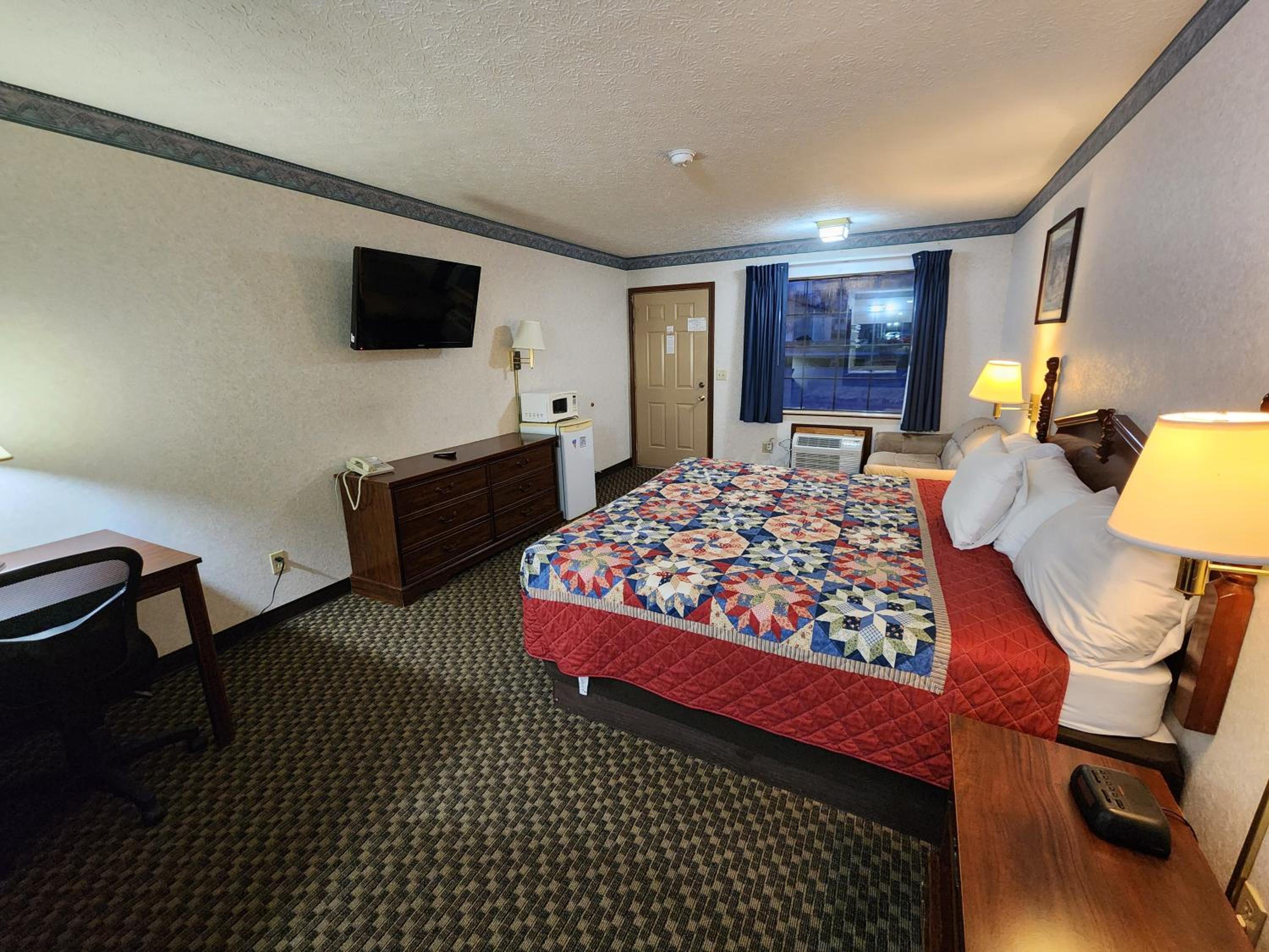 Americas Inn Bardstown, photo 18