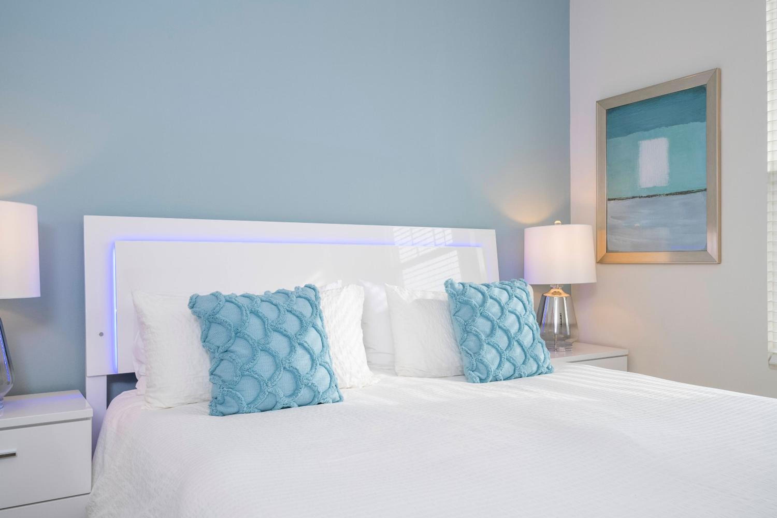 5 min to Disney NEW Upscale 5 Suites Villa