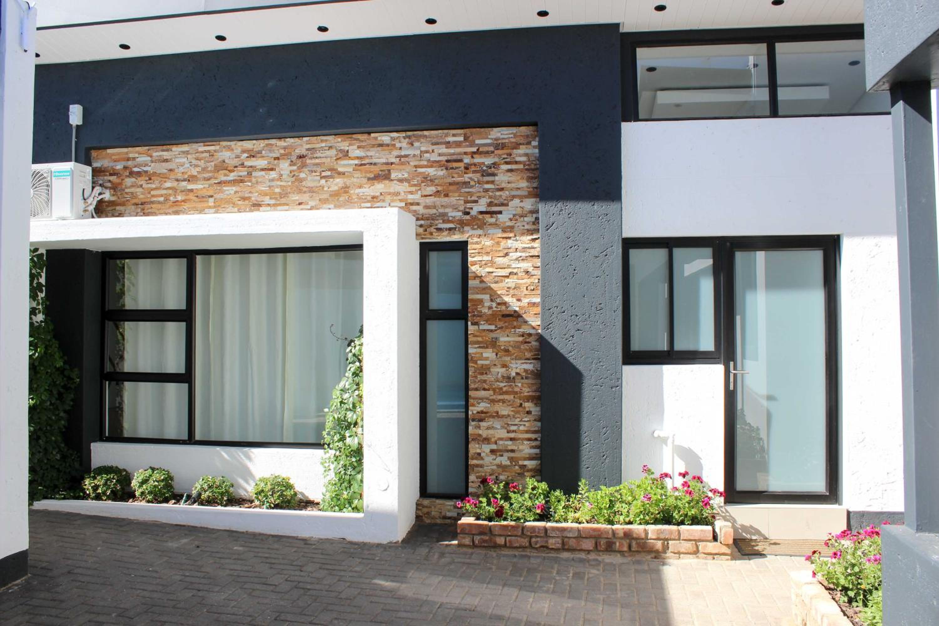 Deluxe Residence - Windhoek