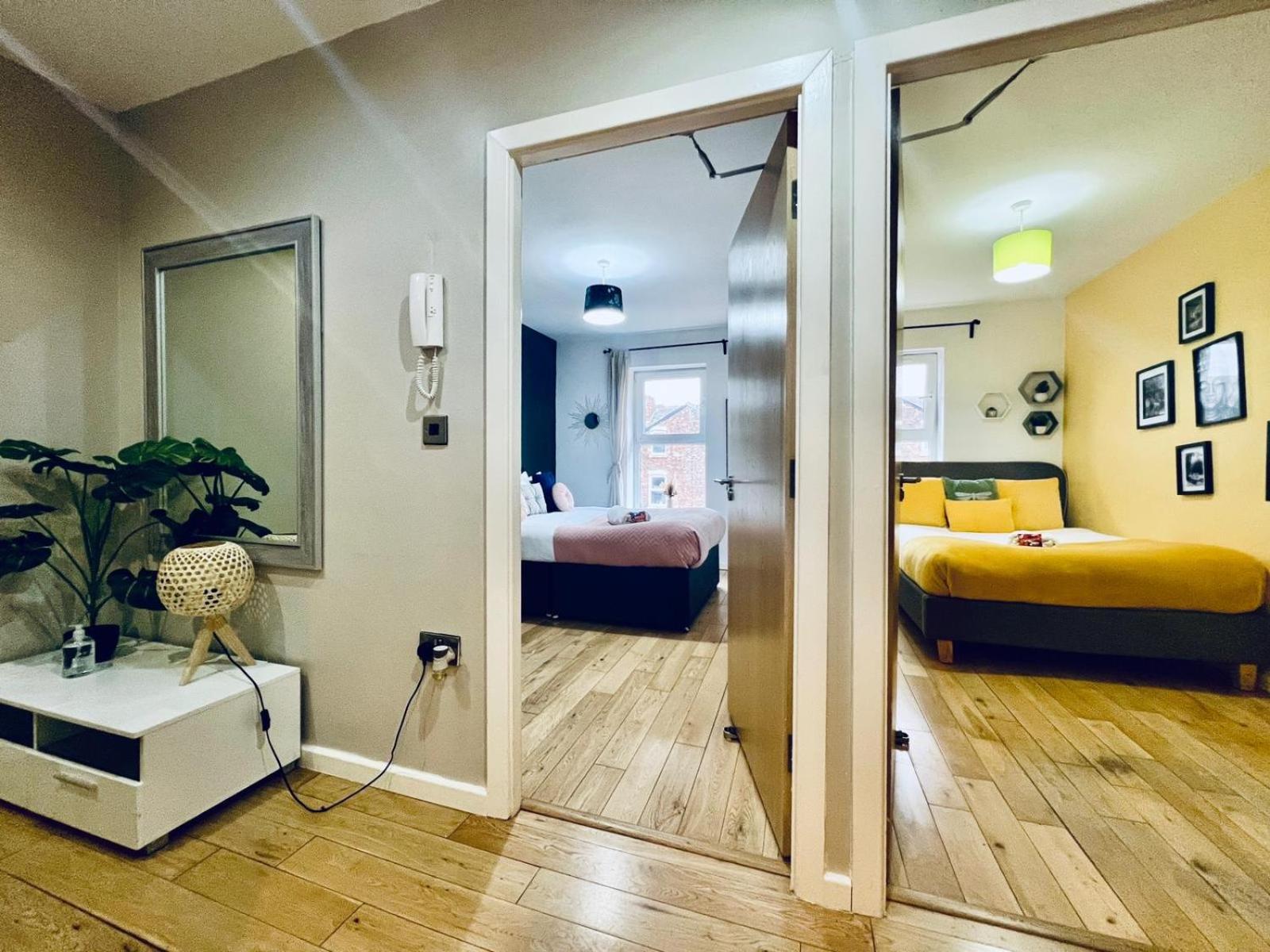 Lovely 3 Dbl Bed (sleeps upto 6) close to centre. view 5