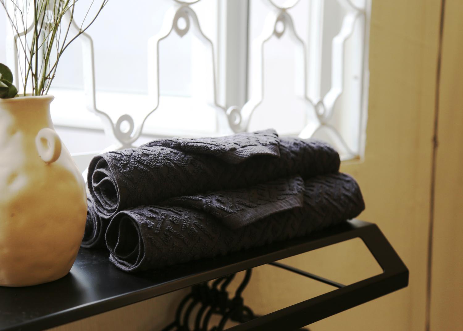 Vit-troi Room - Family 5 person - Duck Homestay Ben Tre view 5