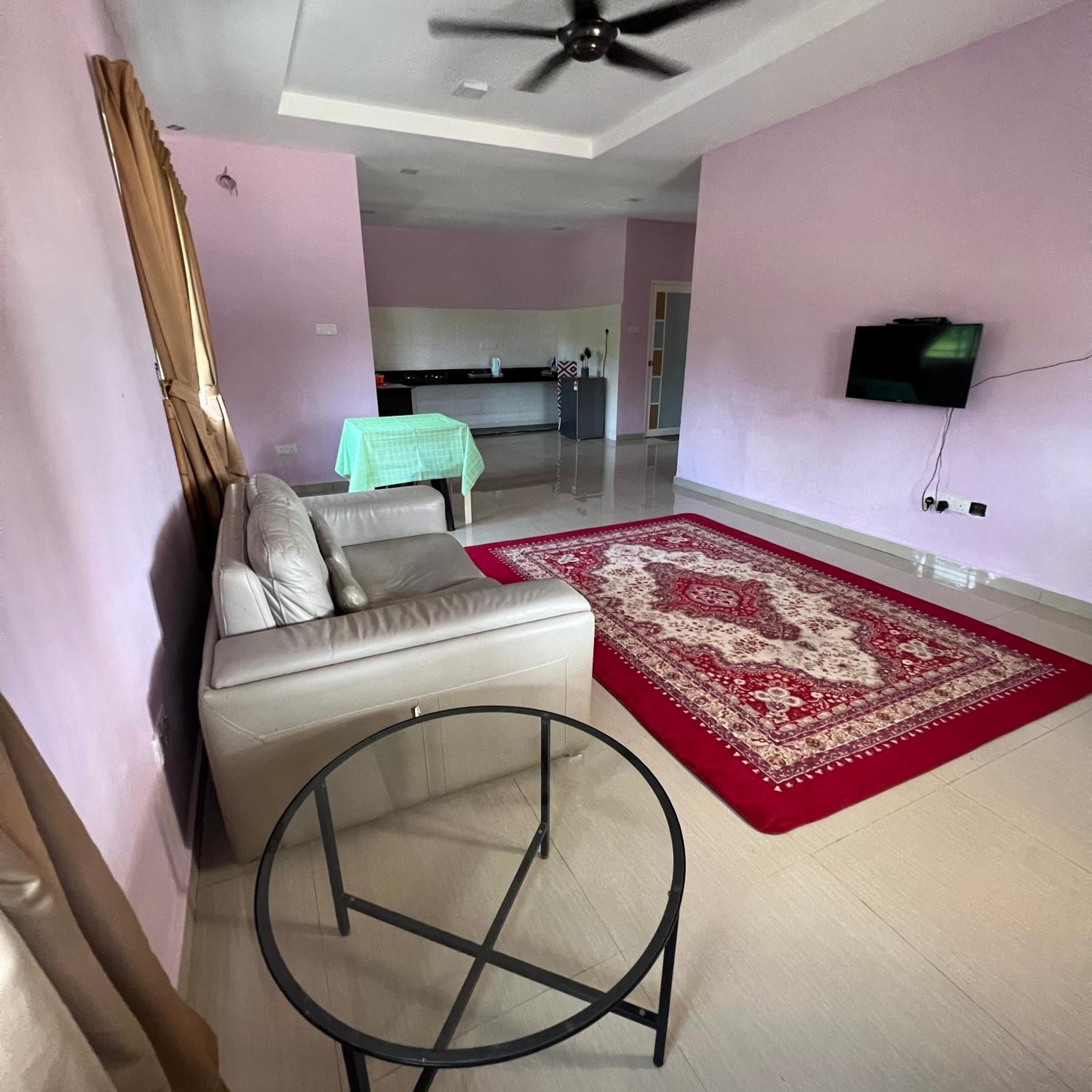 D` Totok HouseStay photo 6