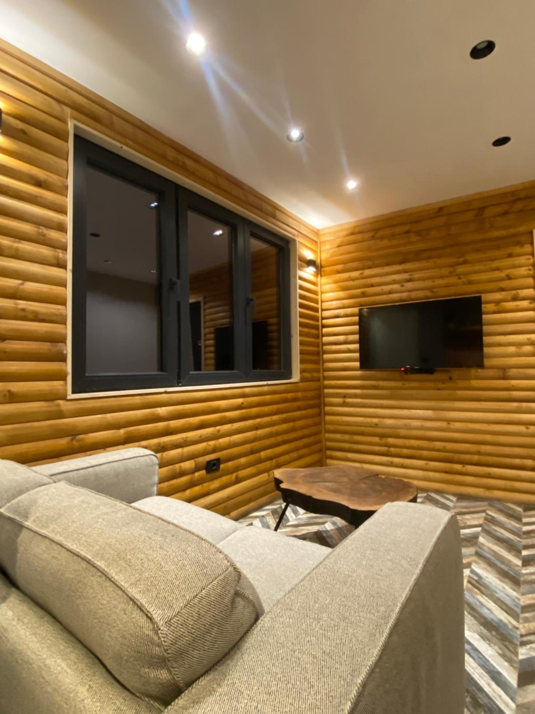 Mount Apartment