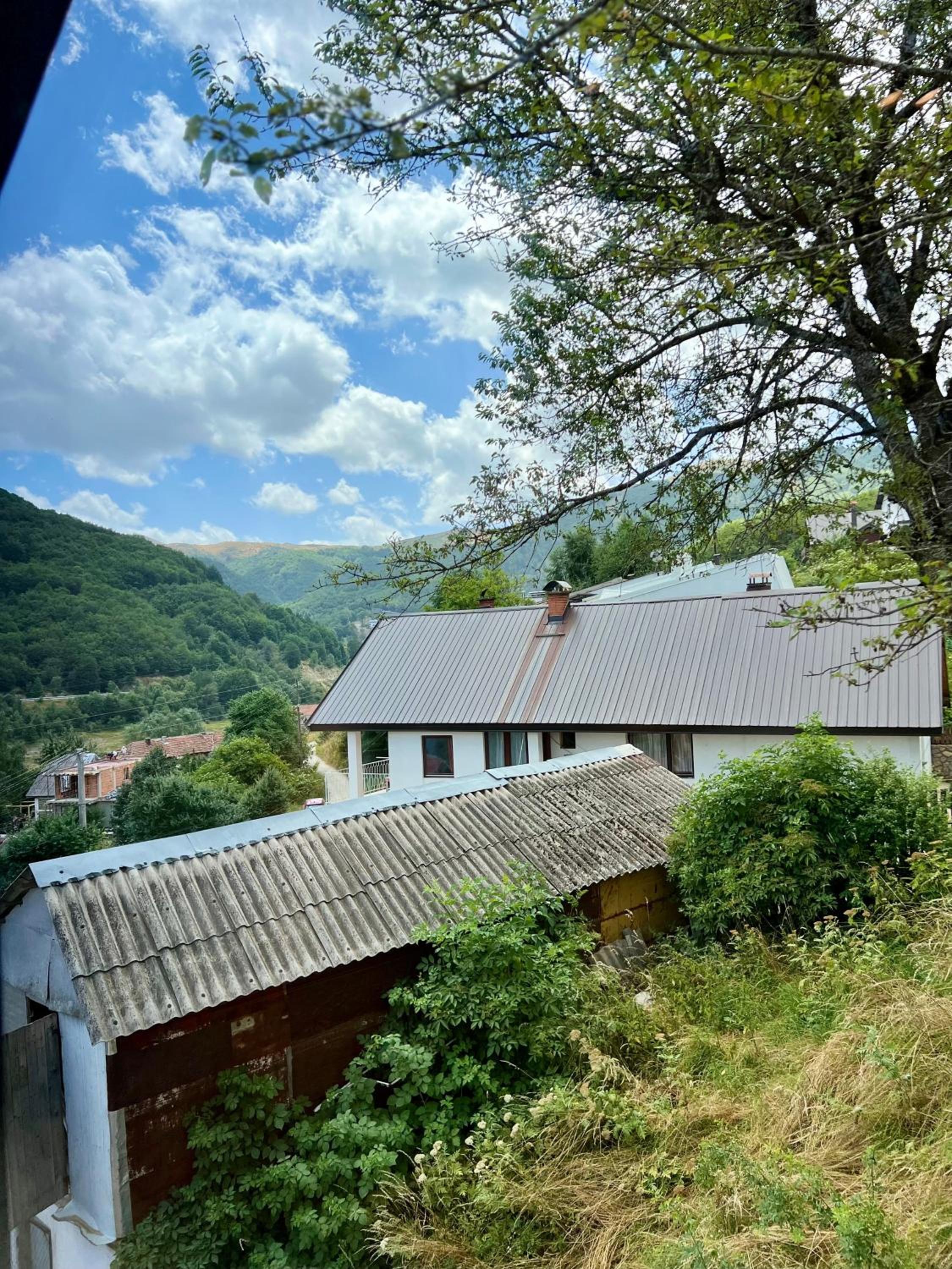 Mount Apartment