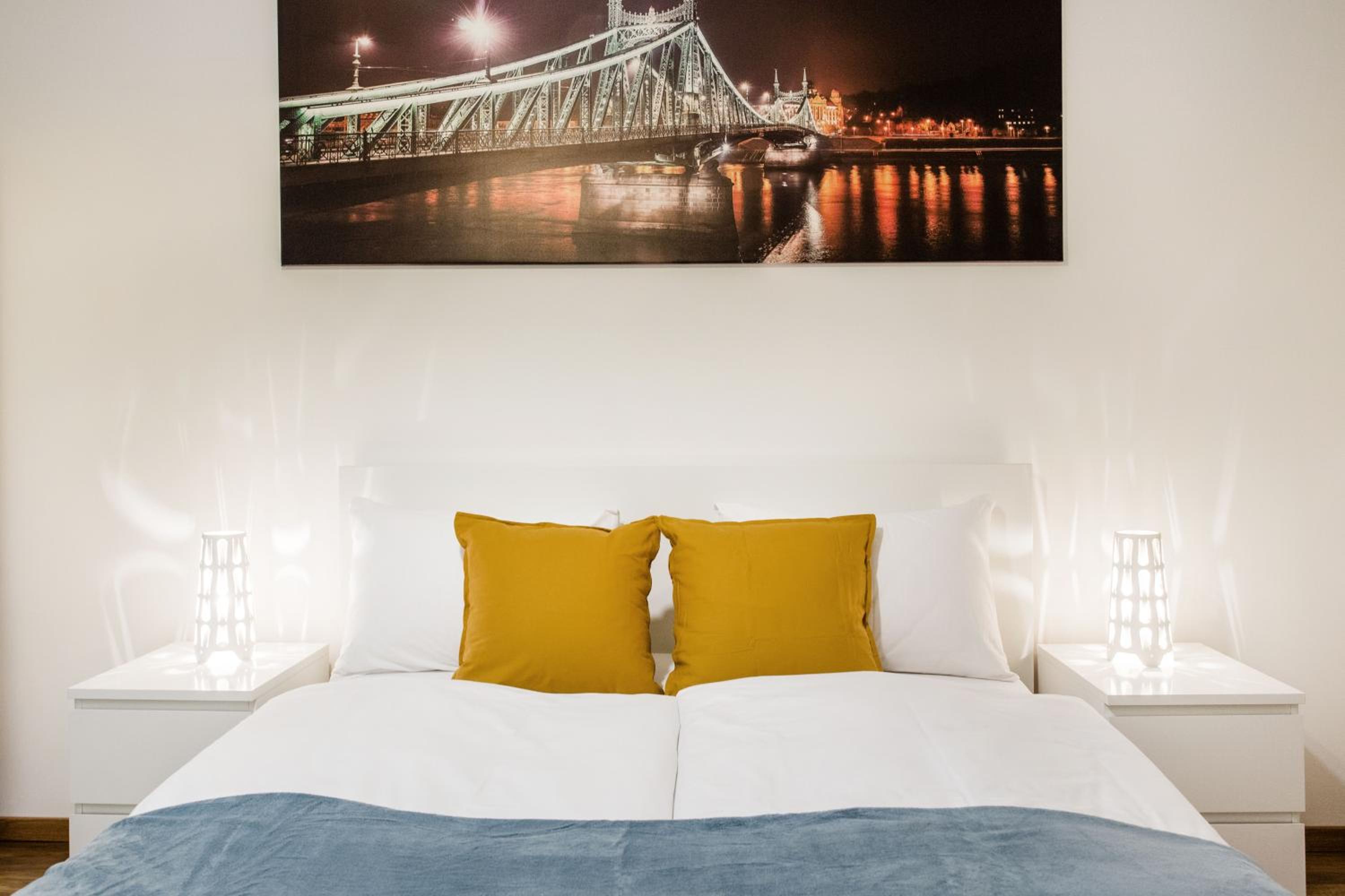 Quiet and Cozy Apartment near the Danube view 3