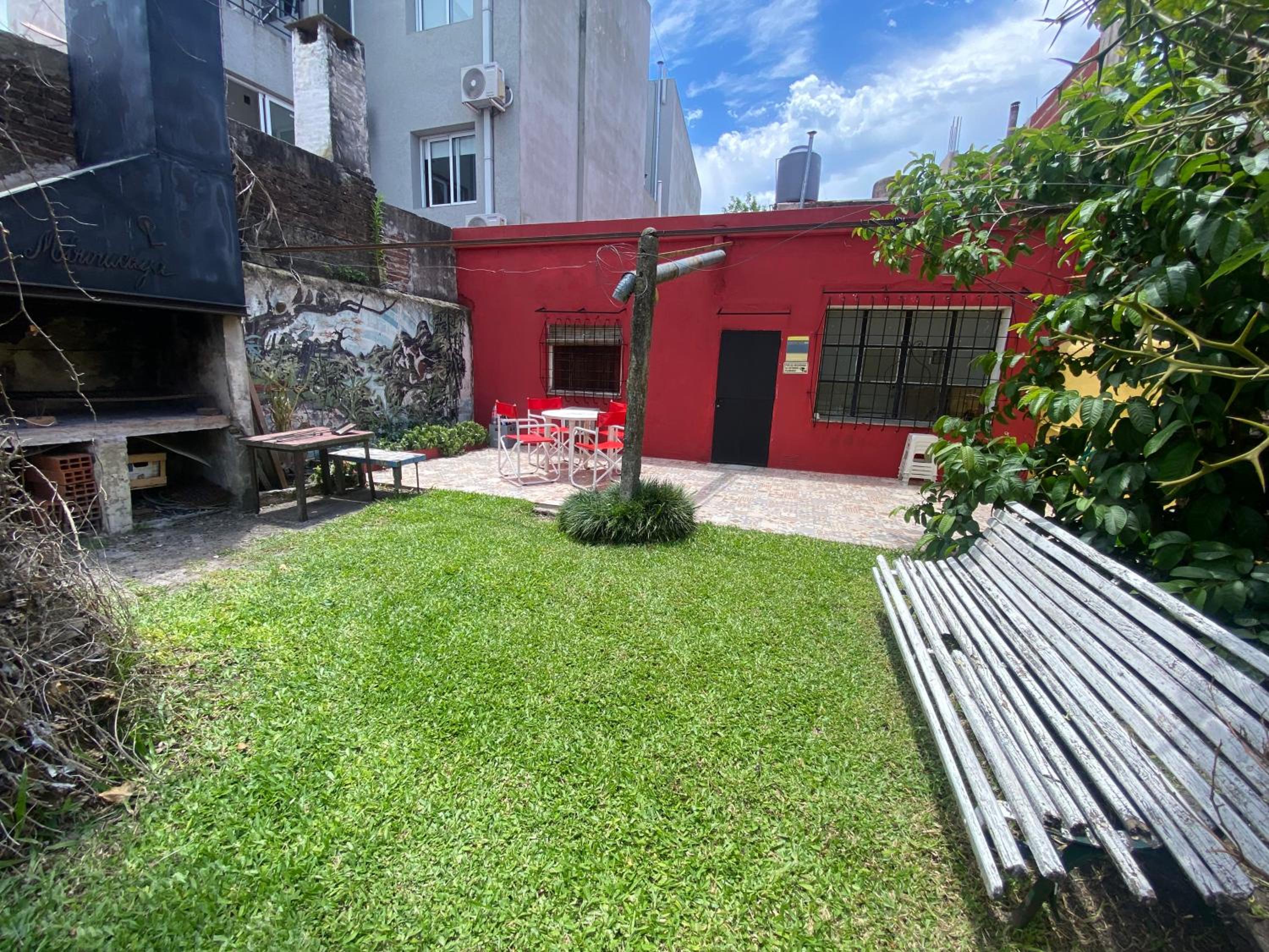 Casa a una cuadra de costanera Gualeguaychu Hasta 8 personas No se permiten fiestas