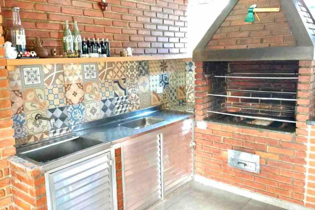 Casa de Campo em condômino Fechado.