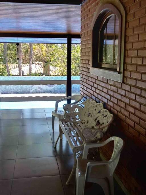 Casa de Campo em condômino Fechado.