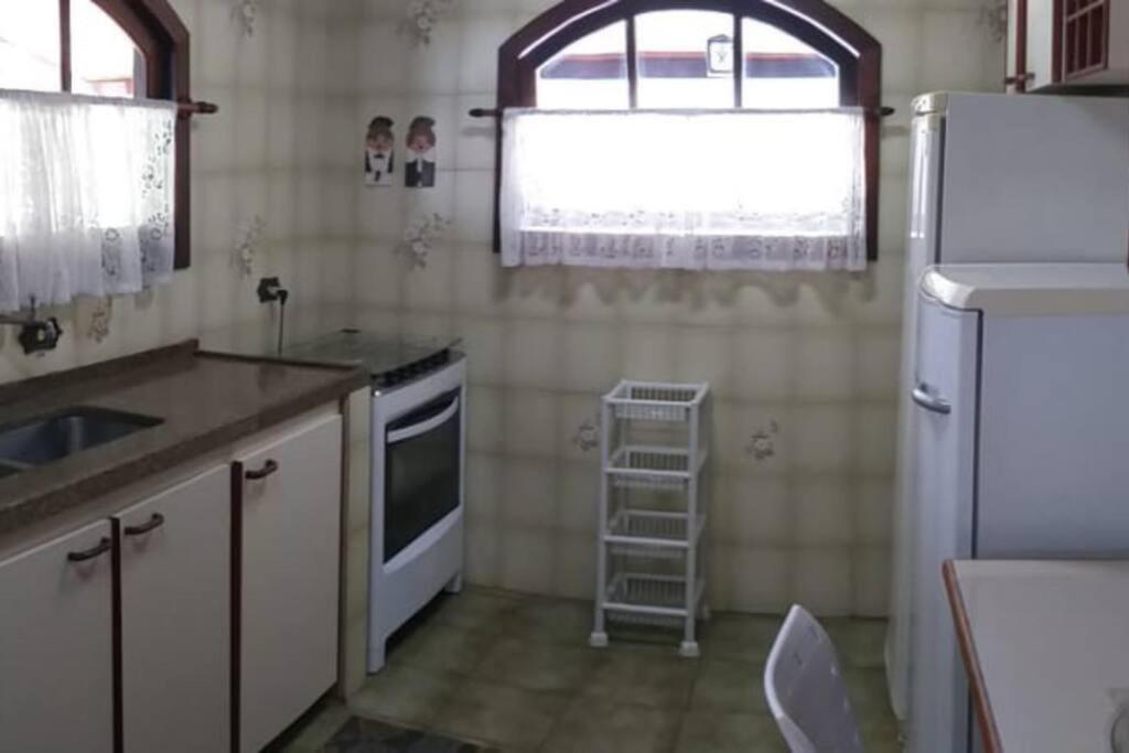Casa de Campo em condômino Fechado.