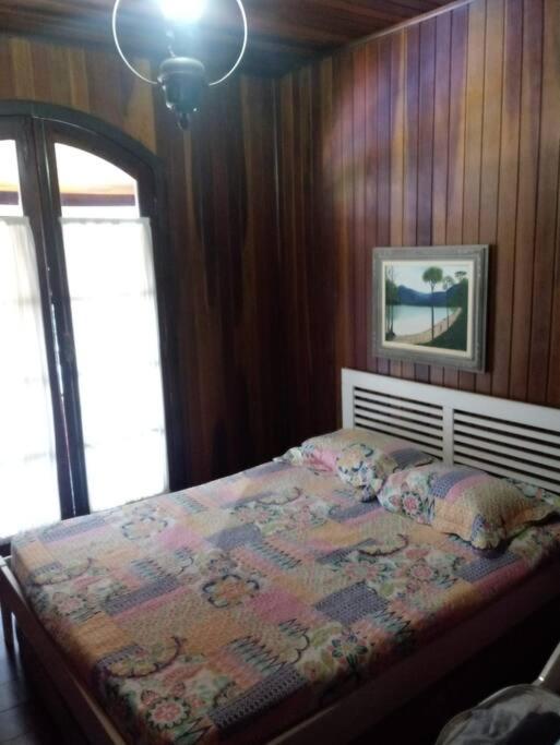 Casa de Campo em condômino Fechado.