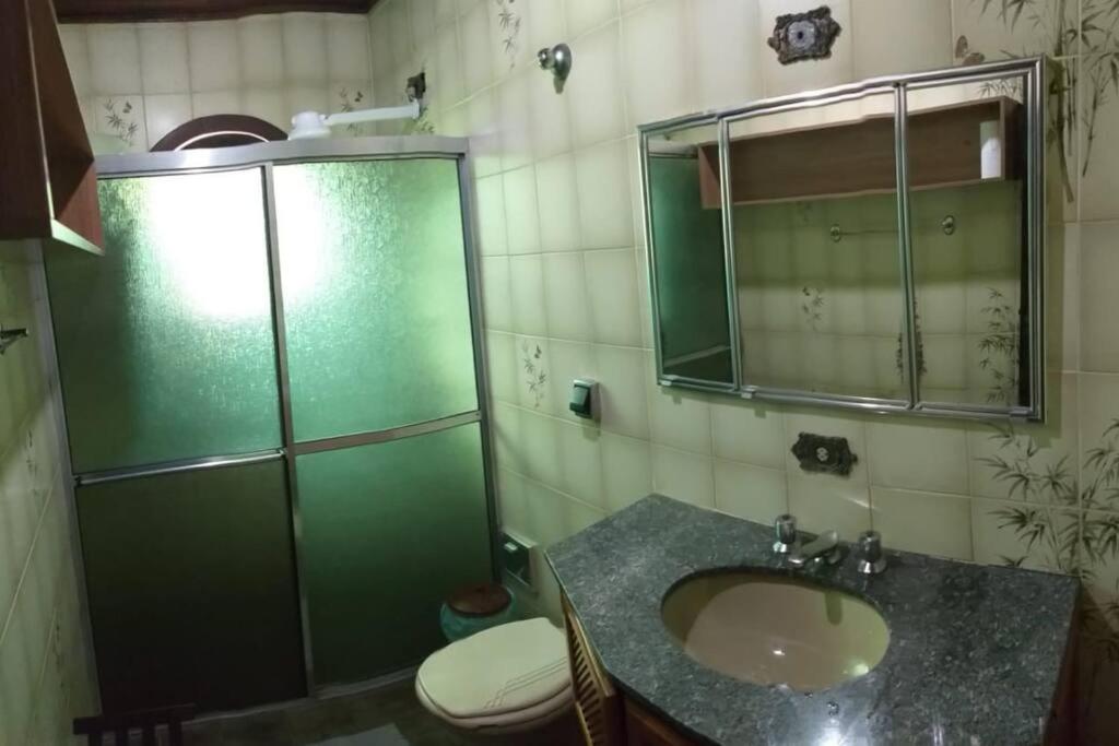 Casa de Campo em condômino Fechado.