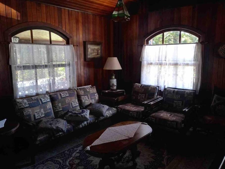Casa de Campo em condômino Fechado.