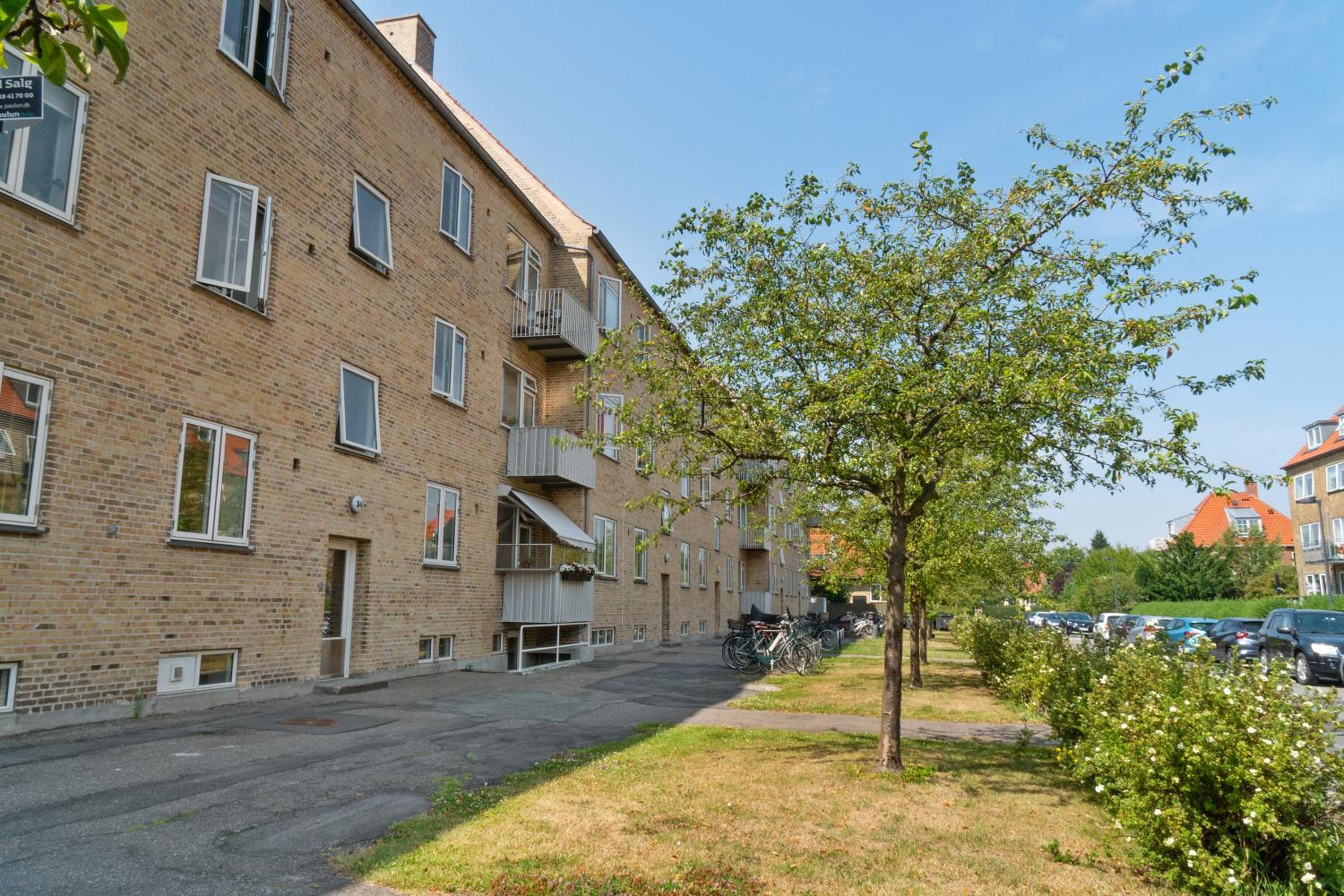 Modern Central Located Apartment