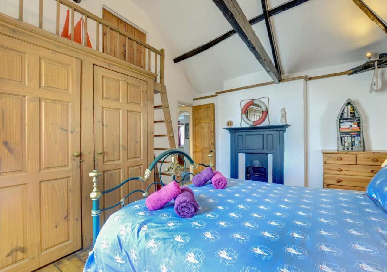 3 Bed in Torquay oc-h75059