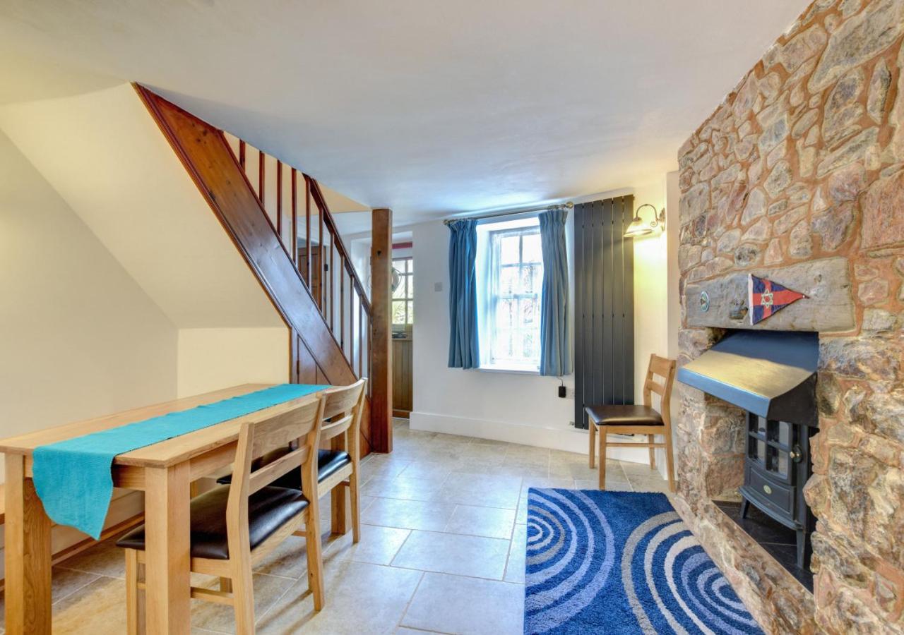 3 Bed in Torquay oc-h75059