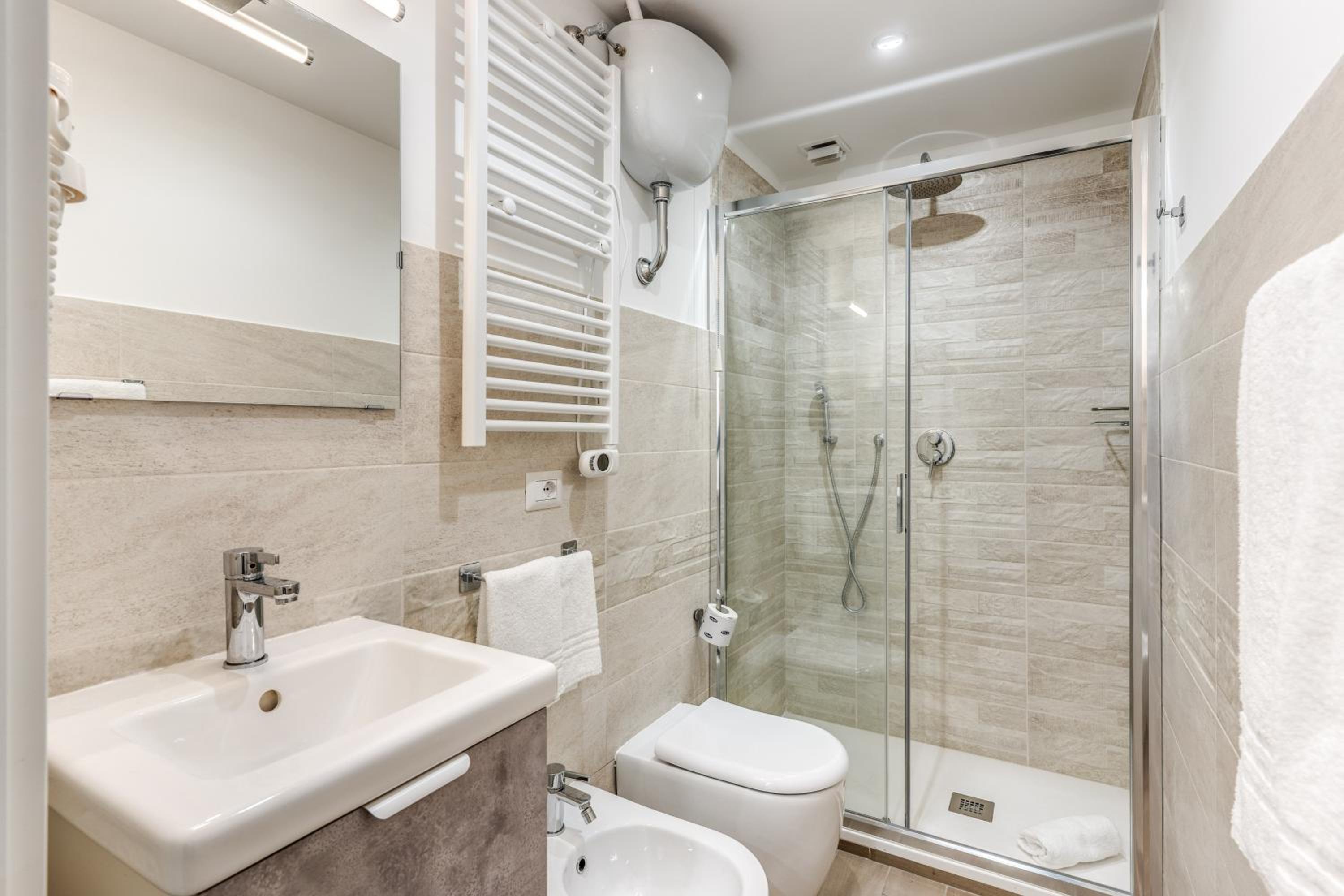 New flat in front StPeter Square