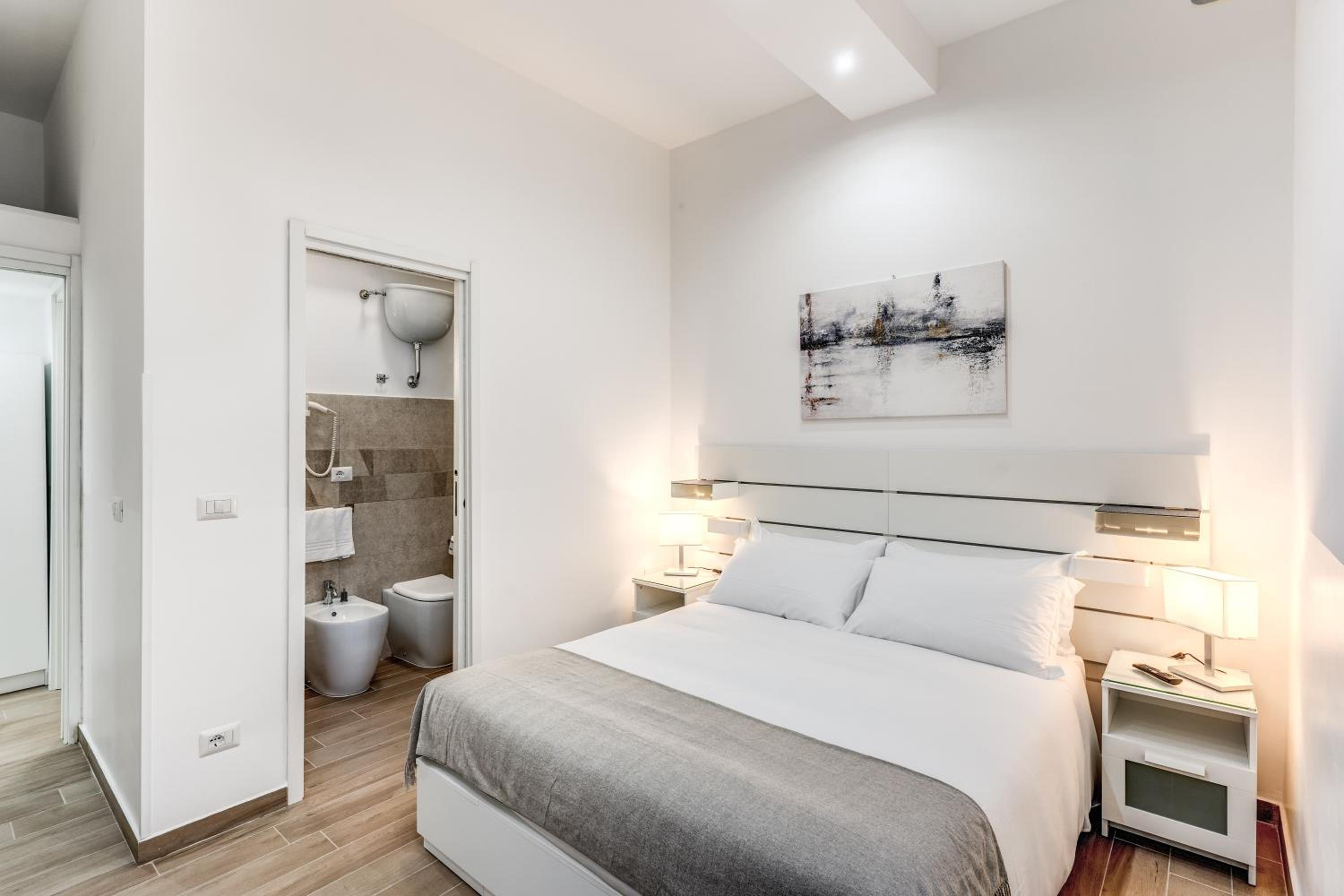 New flat in front StPeter Square