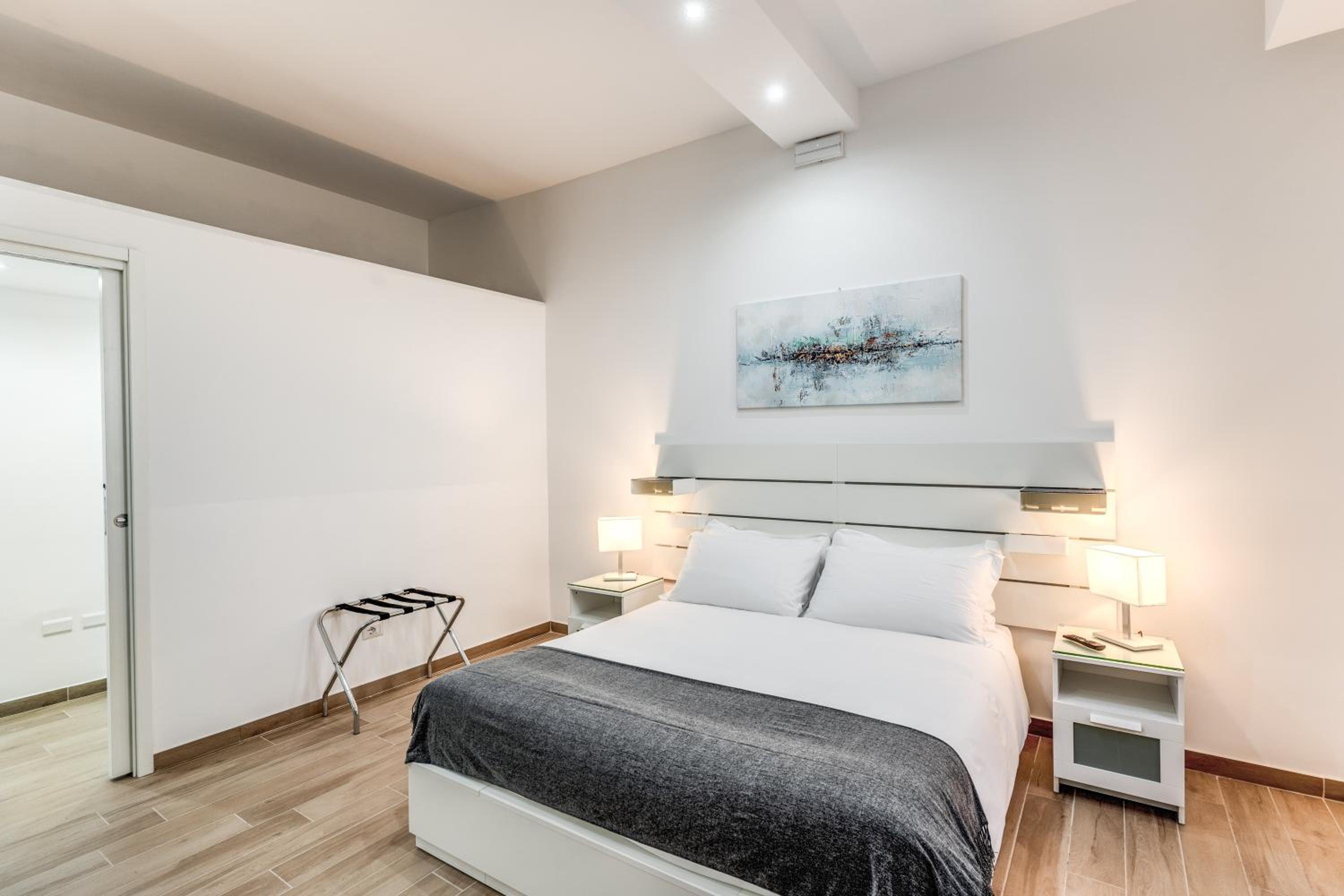 New flat in front StPeter Square
