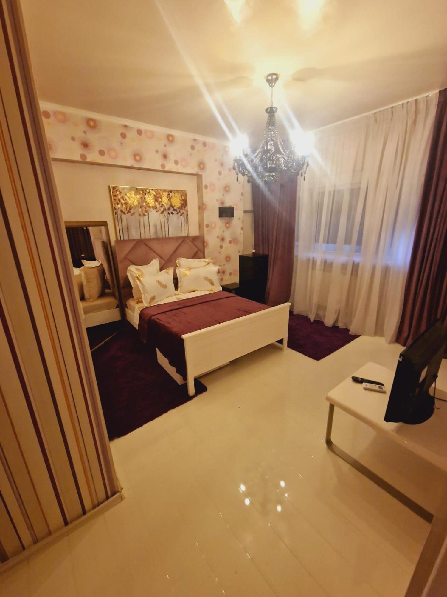 Romana Studio view 4
