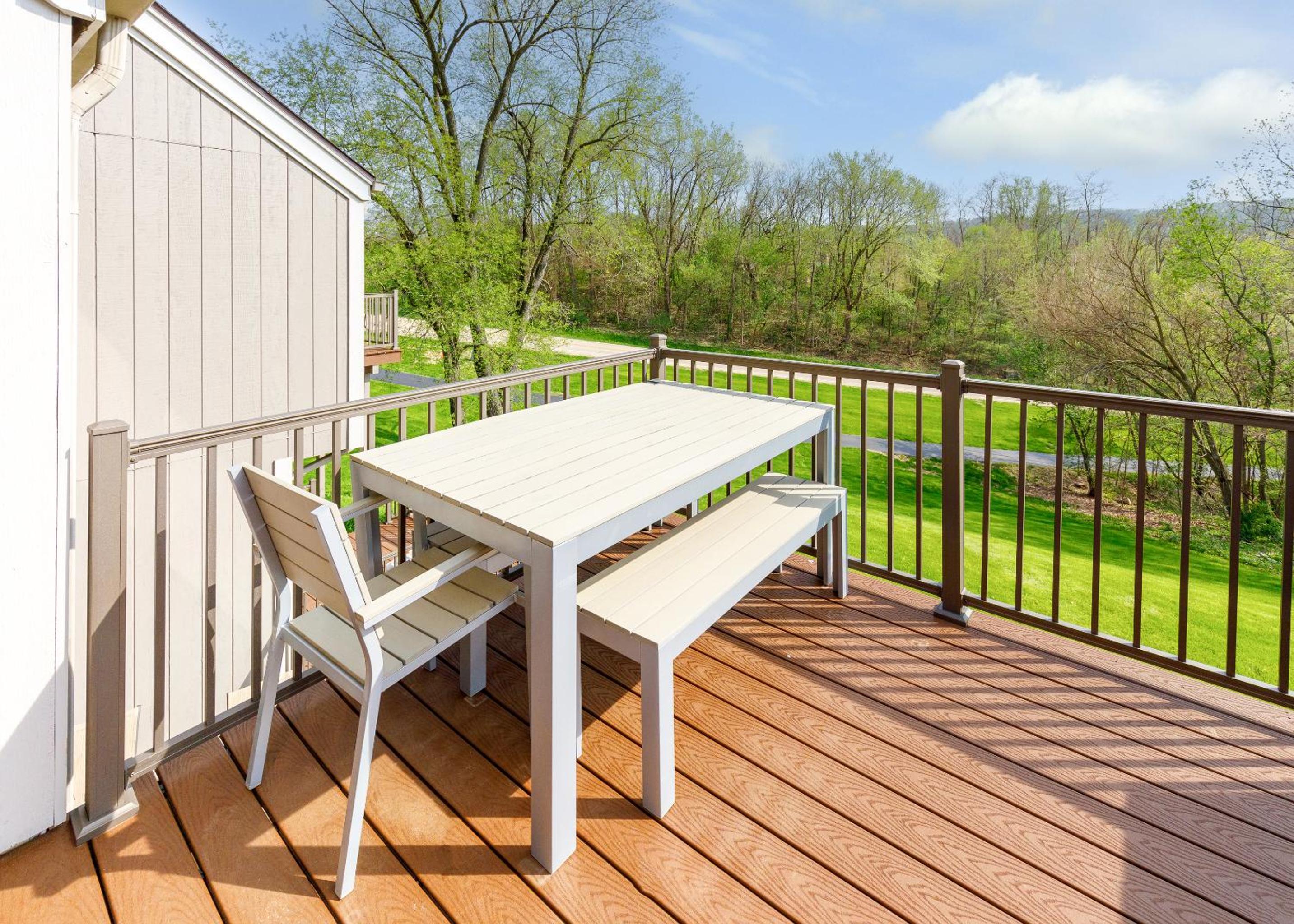 Quiet Home Minutes from Lake Galena & Eagle Ridge view 4
