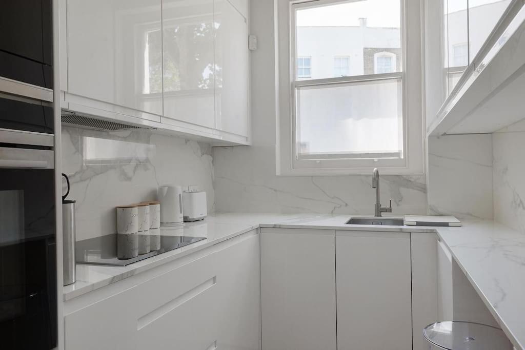 Superb two bedroom flat in Little Venice