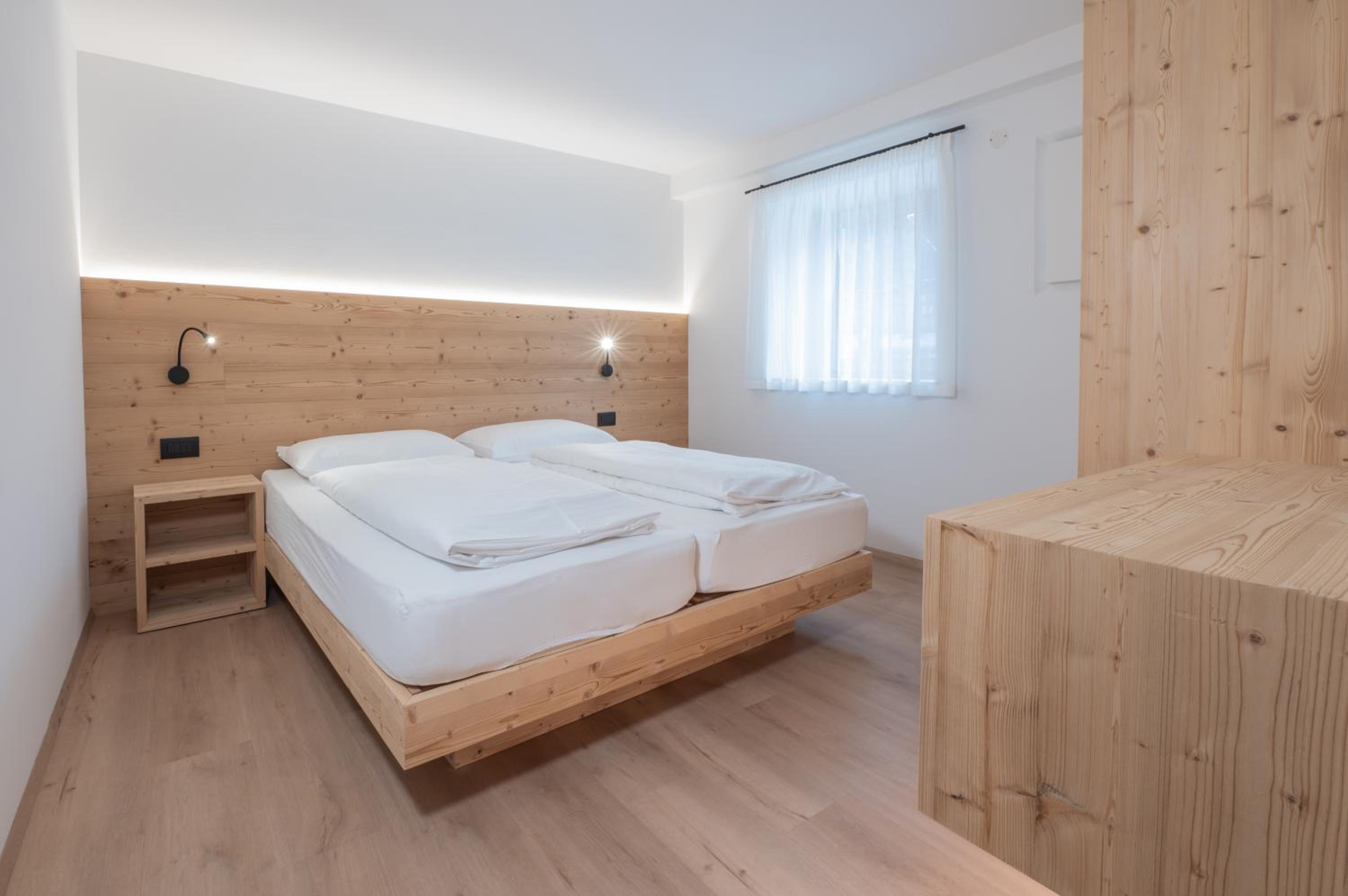 Apartments Corcela