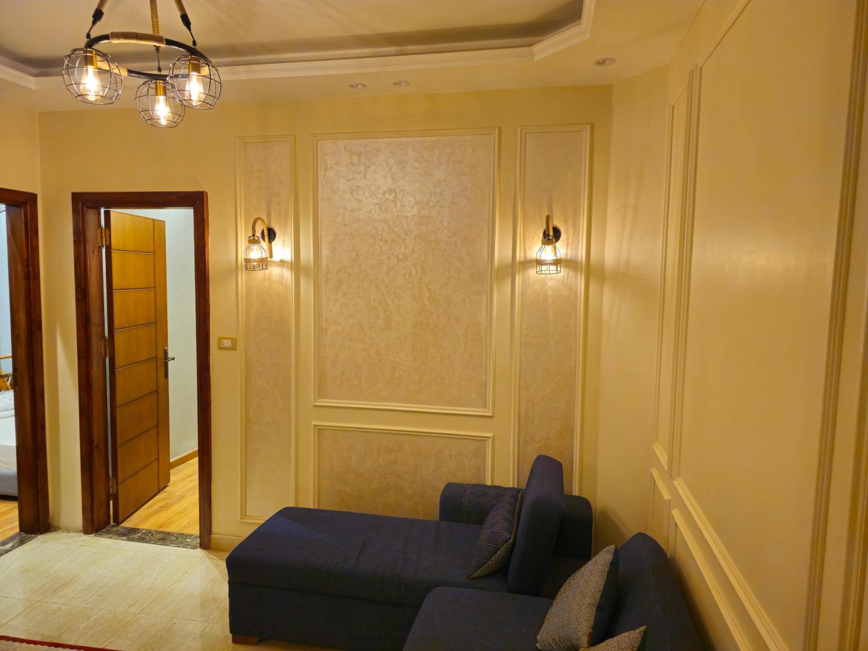 3rd floor luxury apartment-families only
