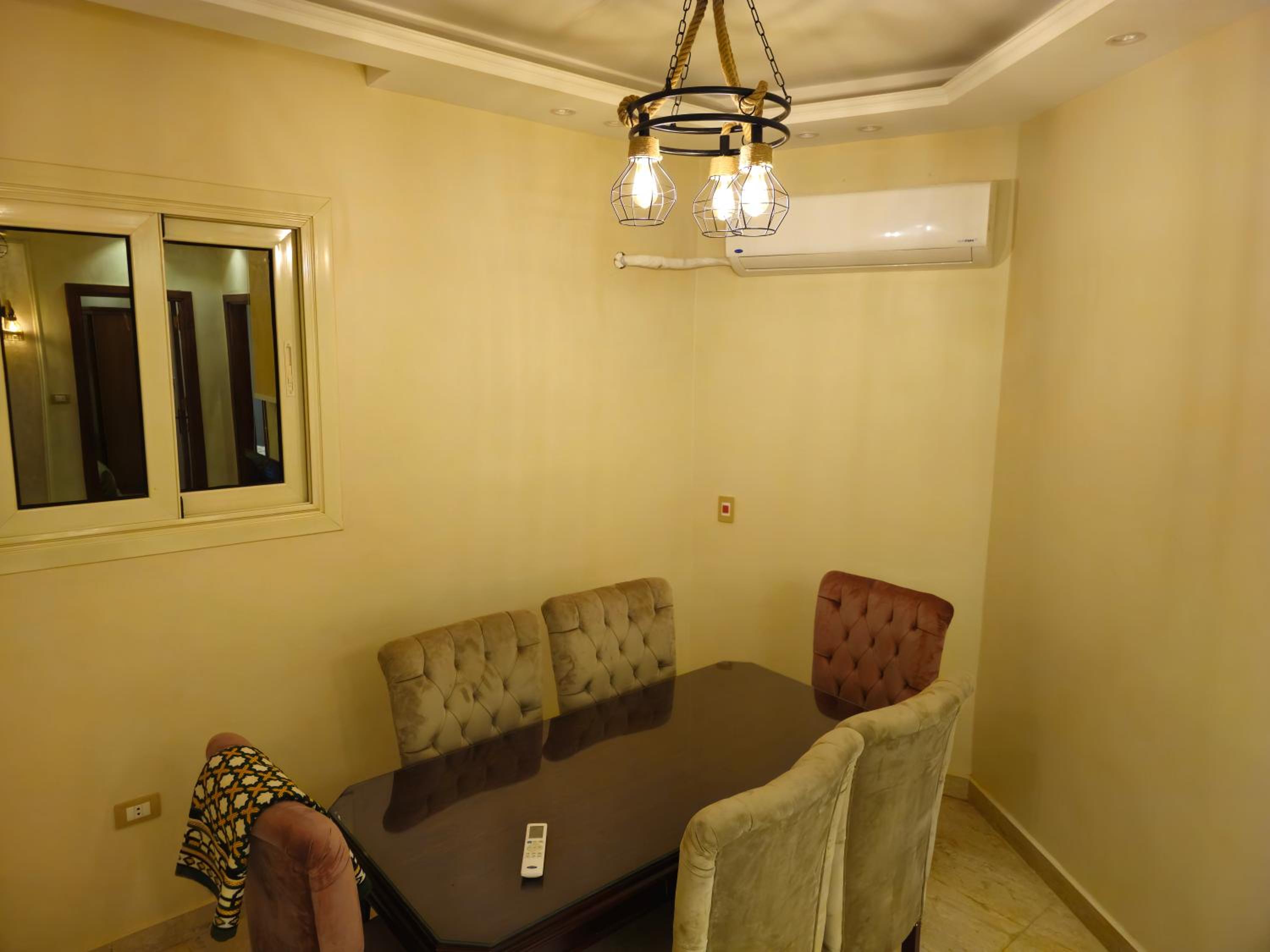 3rd floor luxury apartment-families only