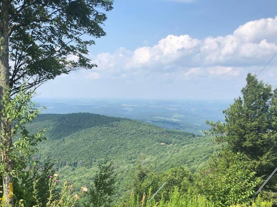Small Town Hideaway