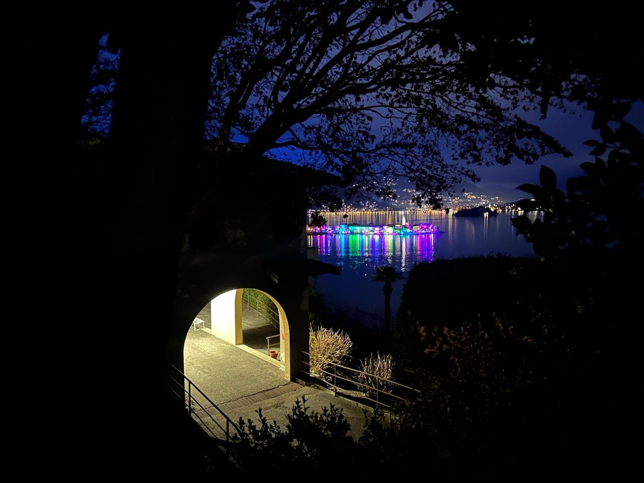 Appartamento vista Lago, giardino spiaggia a Stresa vista Isole Borromee e Golfo Borromeo - STRESAFLAT