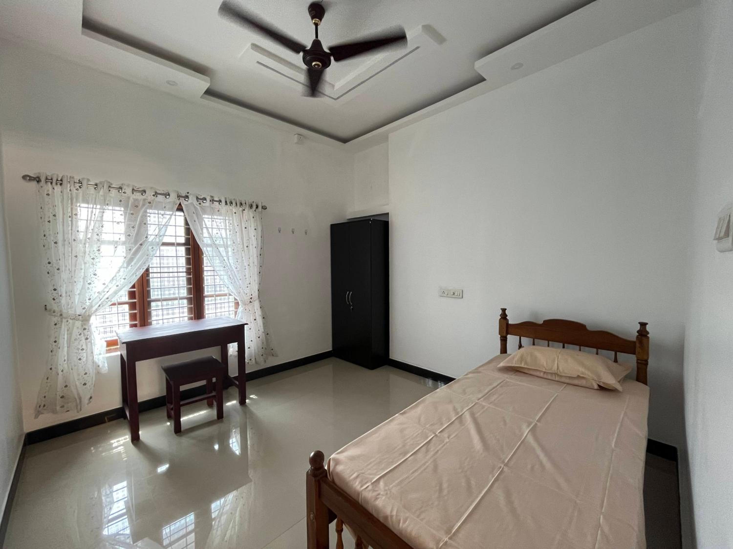 kadal veedu