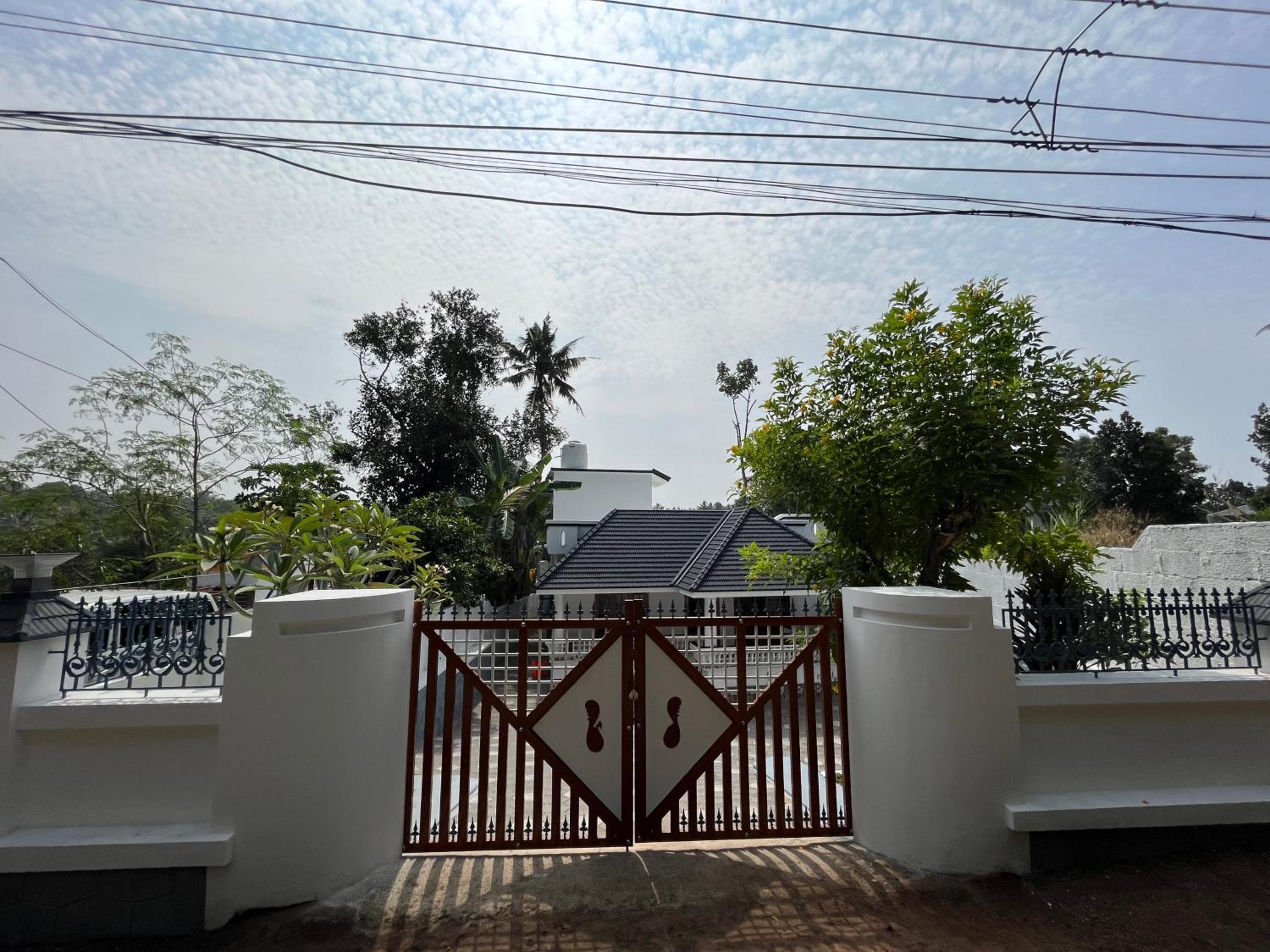 kadal veedu