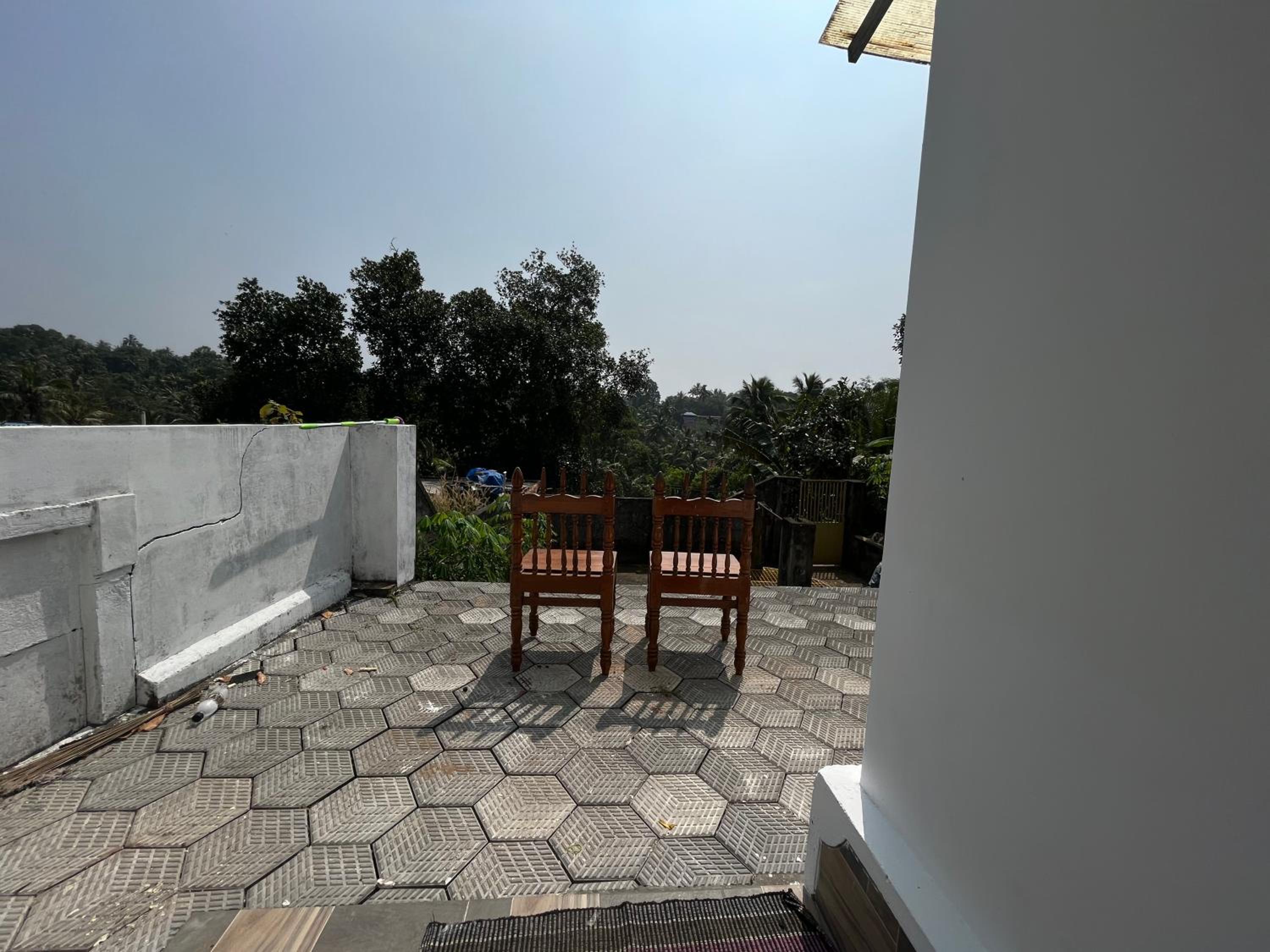 kadal veedu