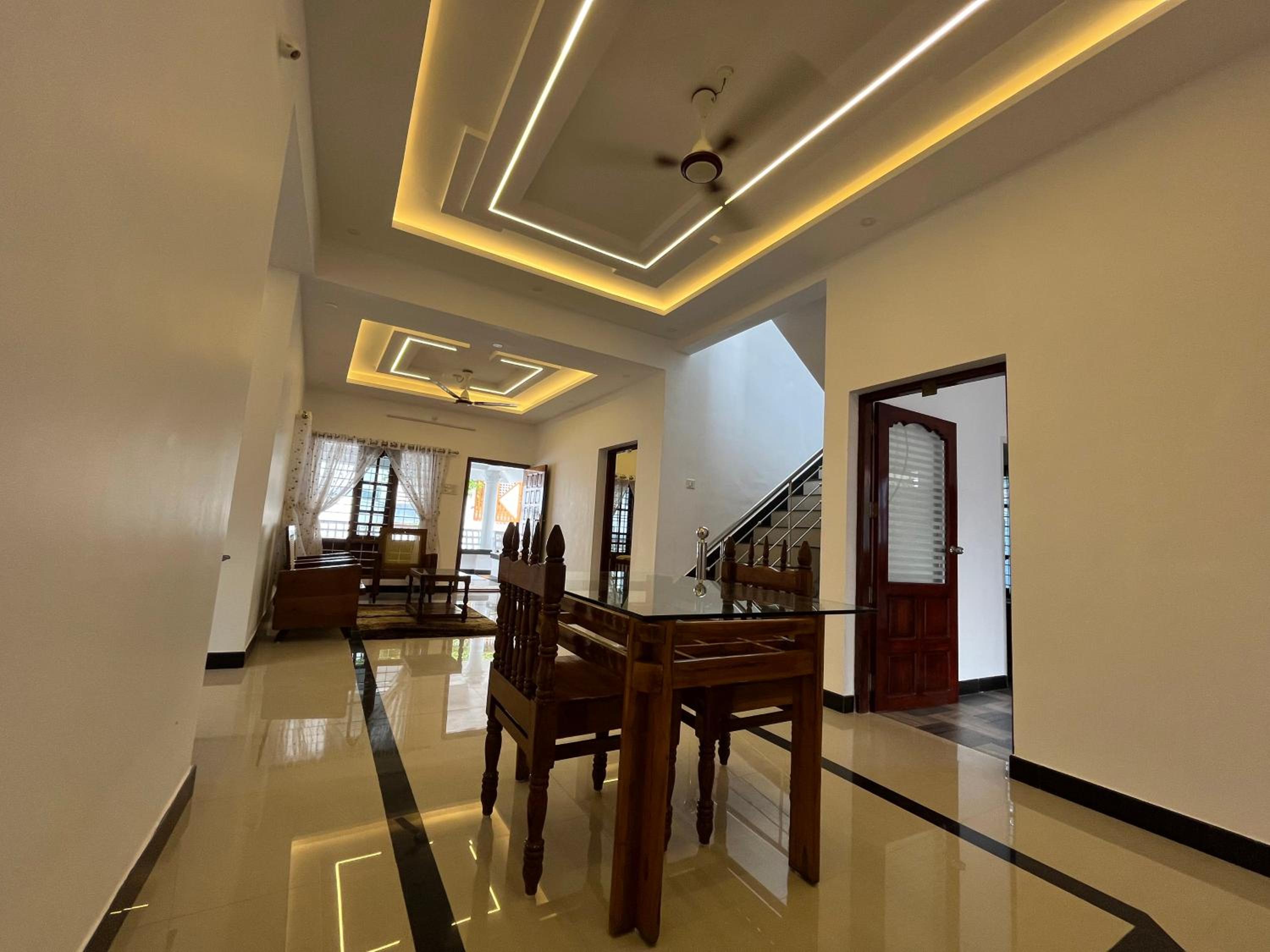 kadal veedu