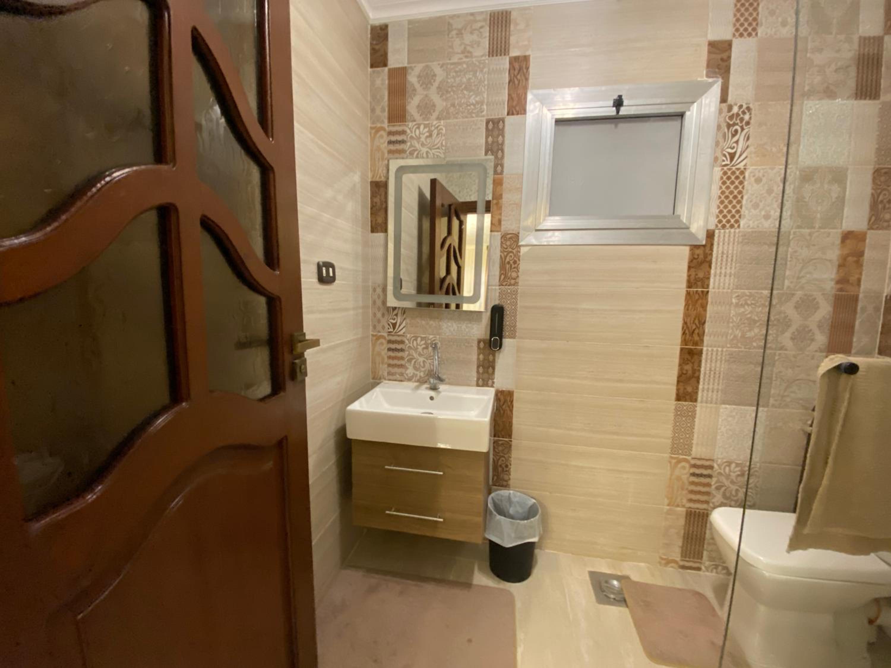 Charming 2BR with Private Garden