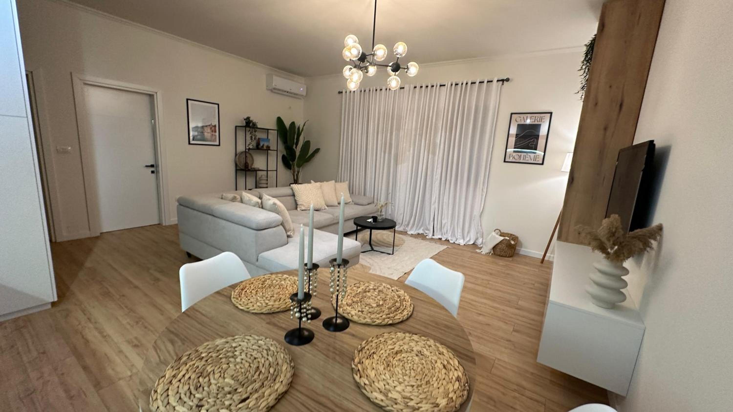 Gjirokastra Design Apartments