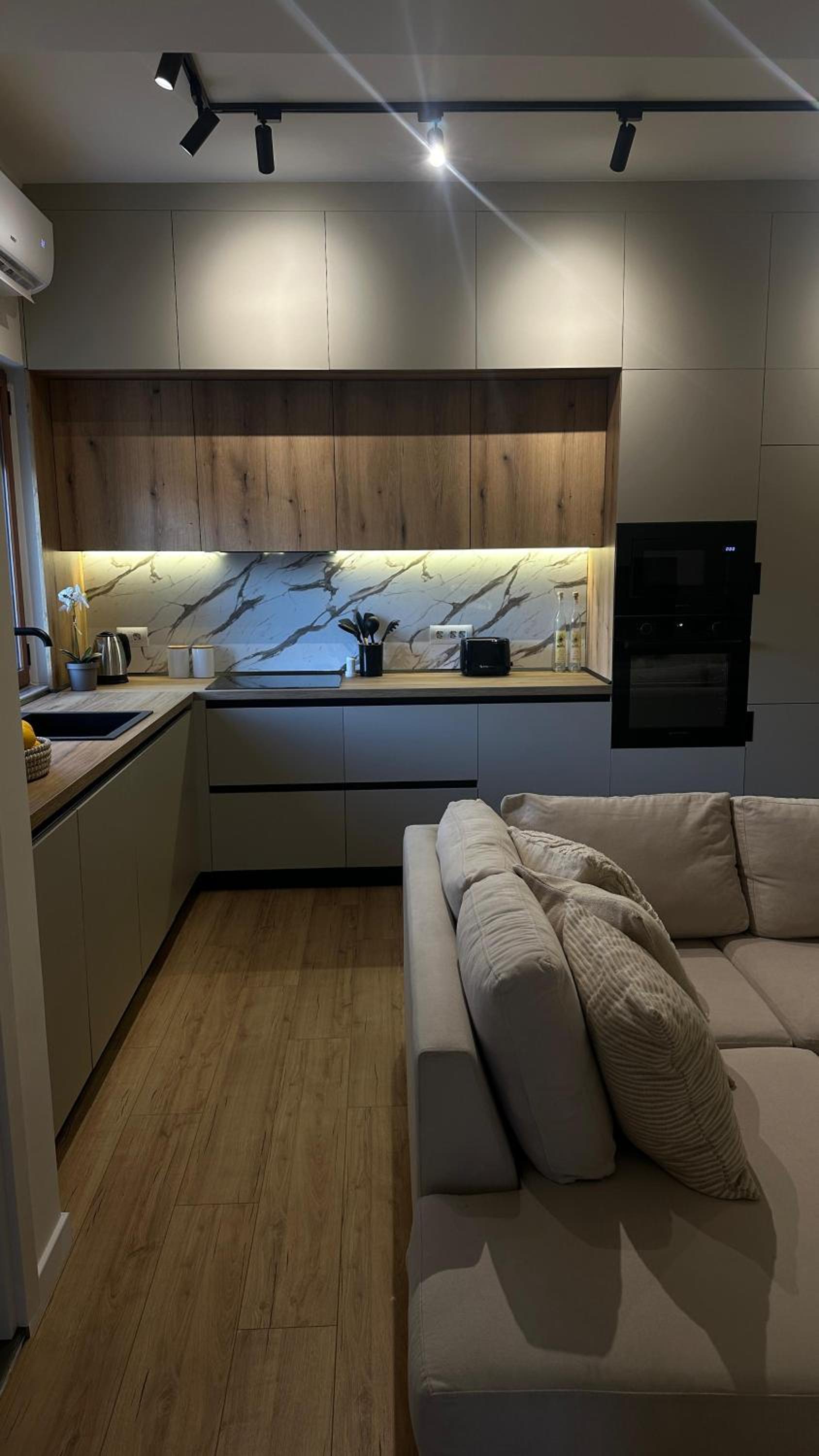 Gjirokastra Design Apartments