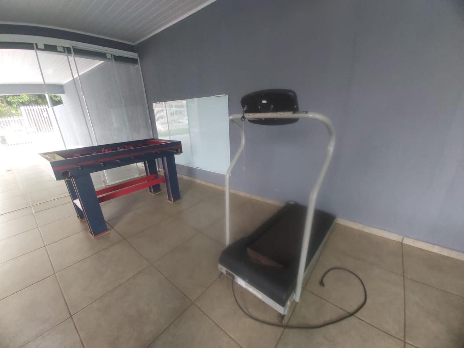 Casa com piscina no Portal