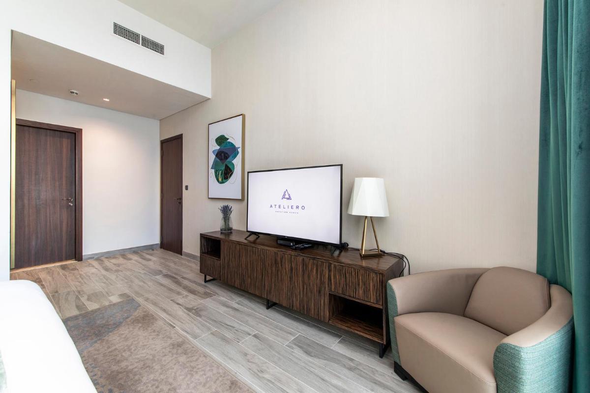 Premium 1BR with excellent sea view