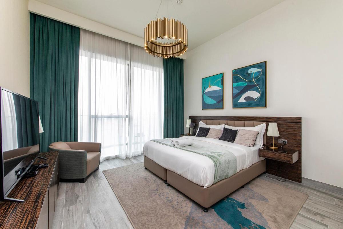 Premium 1BR with excellent sea view