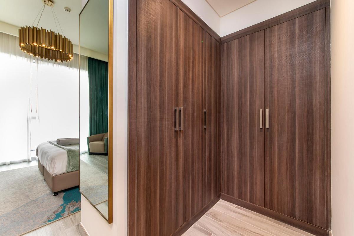 Premium 1BR with excellent sea view