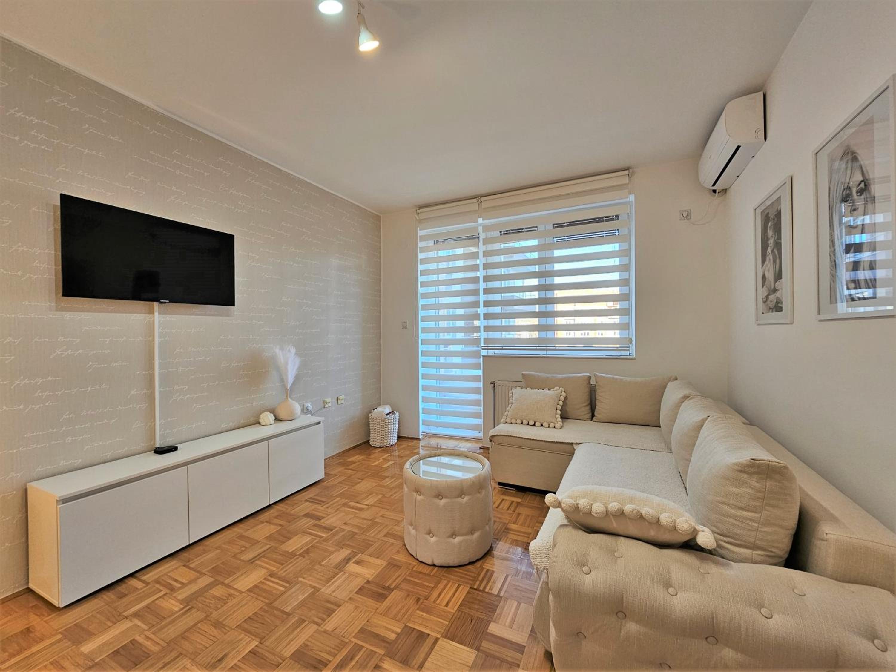 Apartman Elle view 3