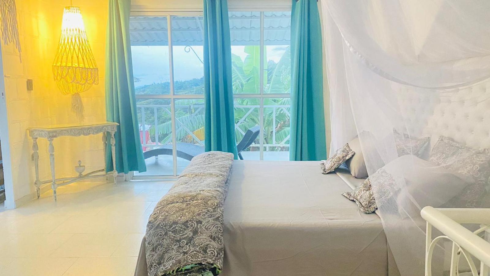 Hermosa cabaña privada cerca a Tulua con jacuzzi