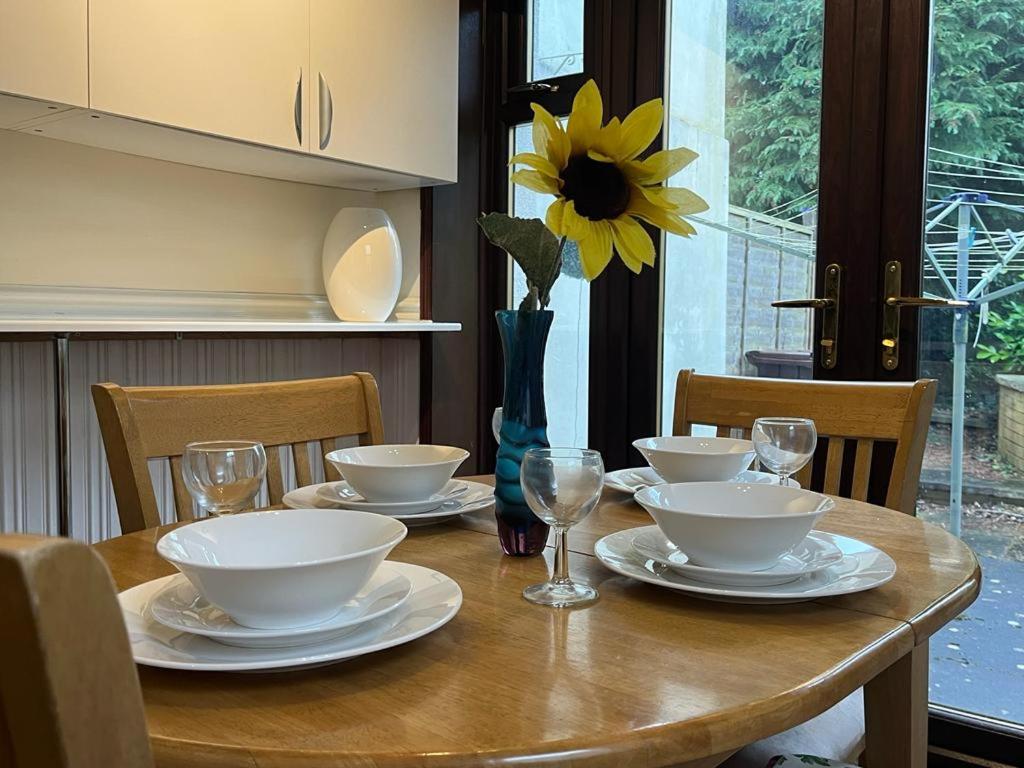 Amazing Entire Home in WOLVERHAMPTON