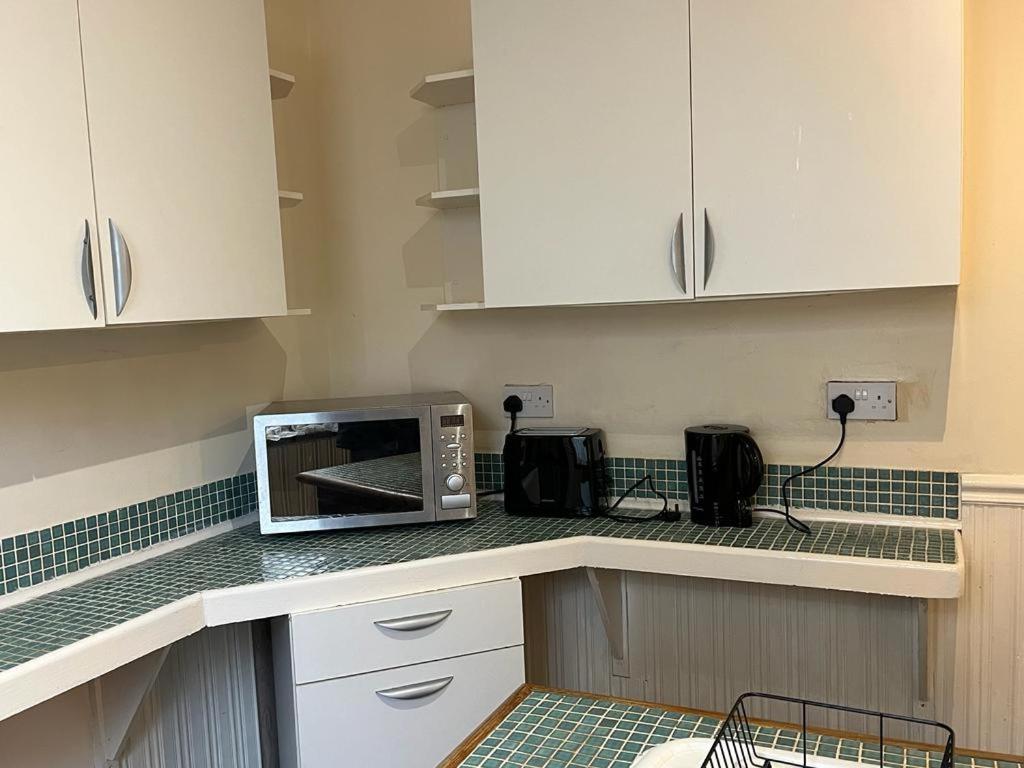 Wolverhampton Vacations - Amazing Entire Home in Wolverhampton - Property Image 13